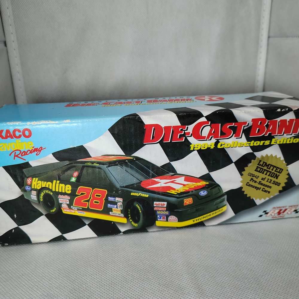 Texaco Haveoline Racing 94 Die-Cast Bank Car w/key #2942 Of 13,500